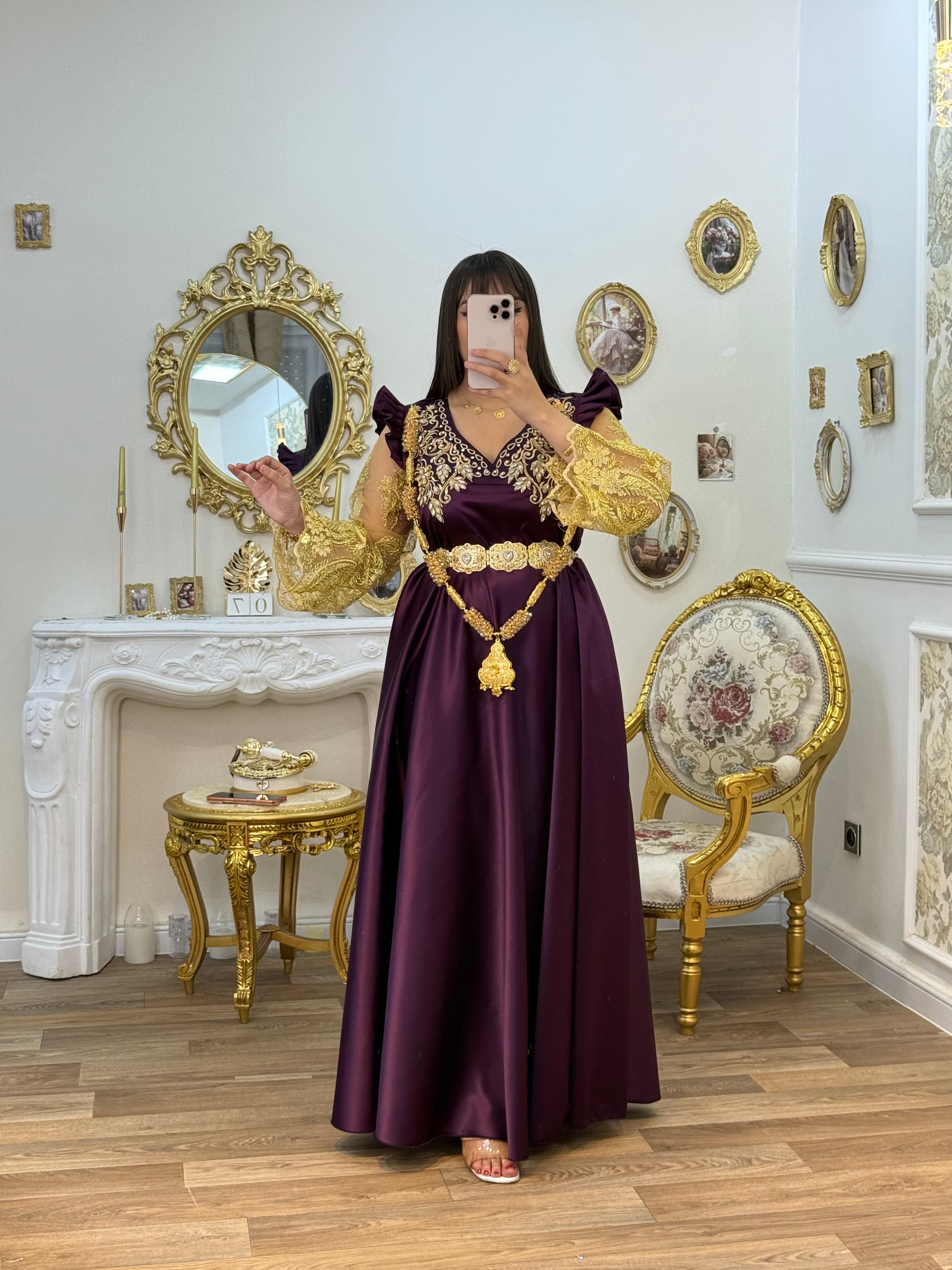 Robe جوهرة