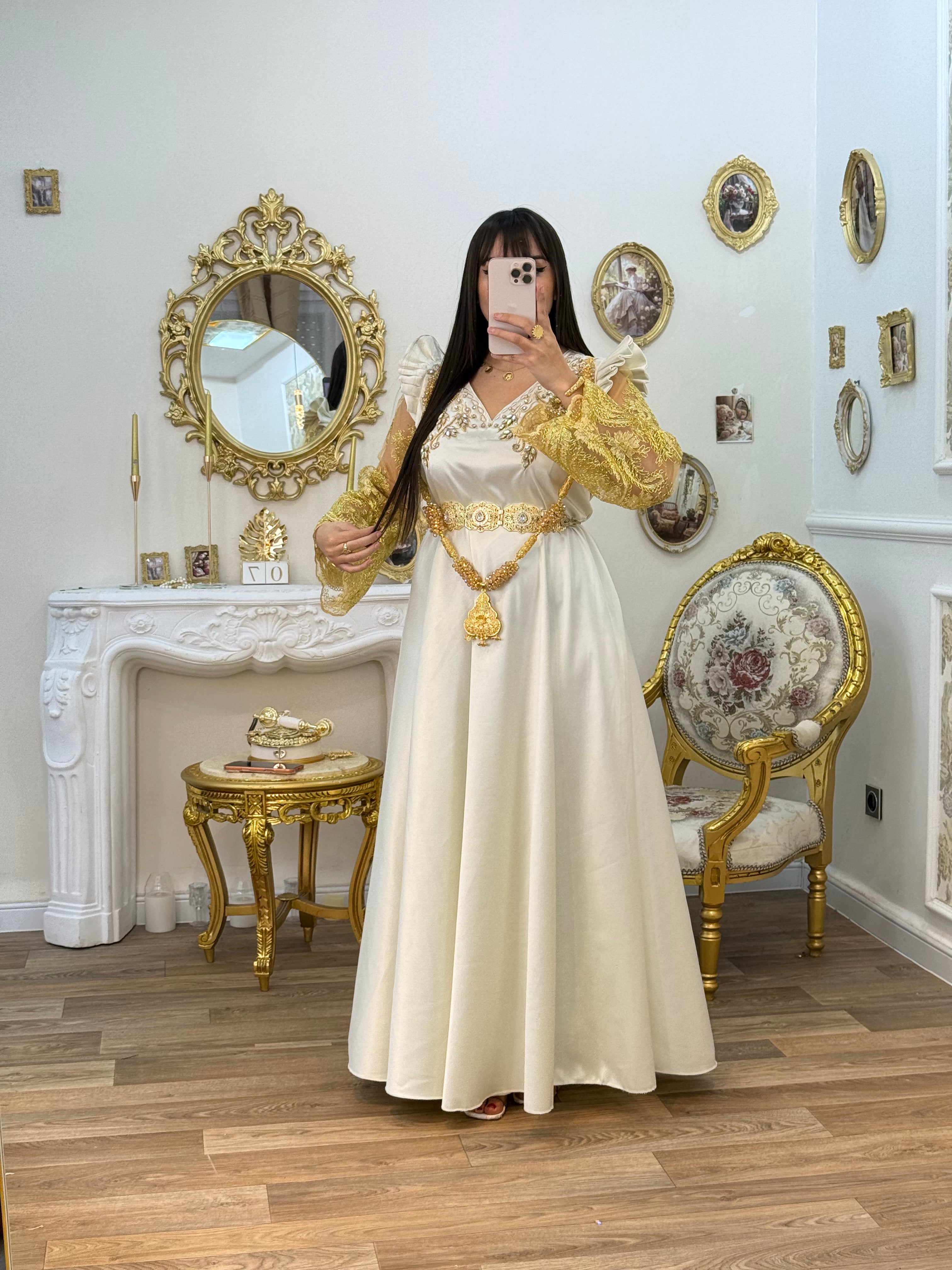 Robe جوهرة