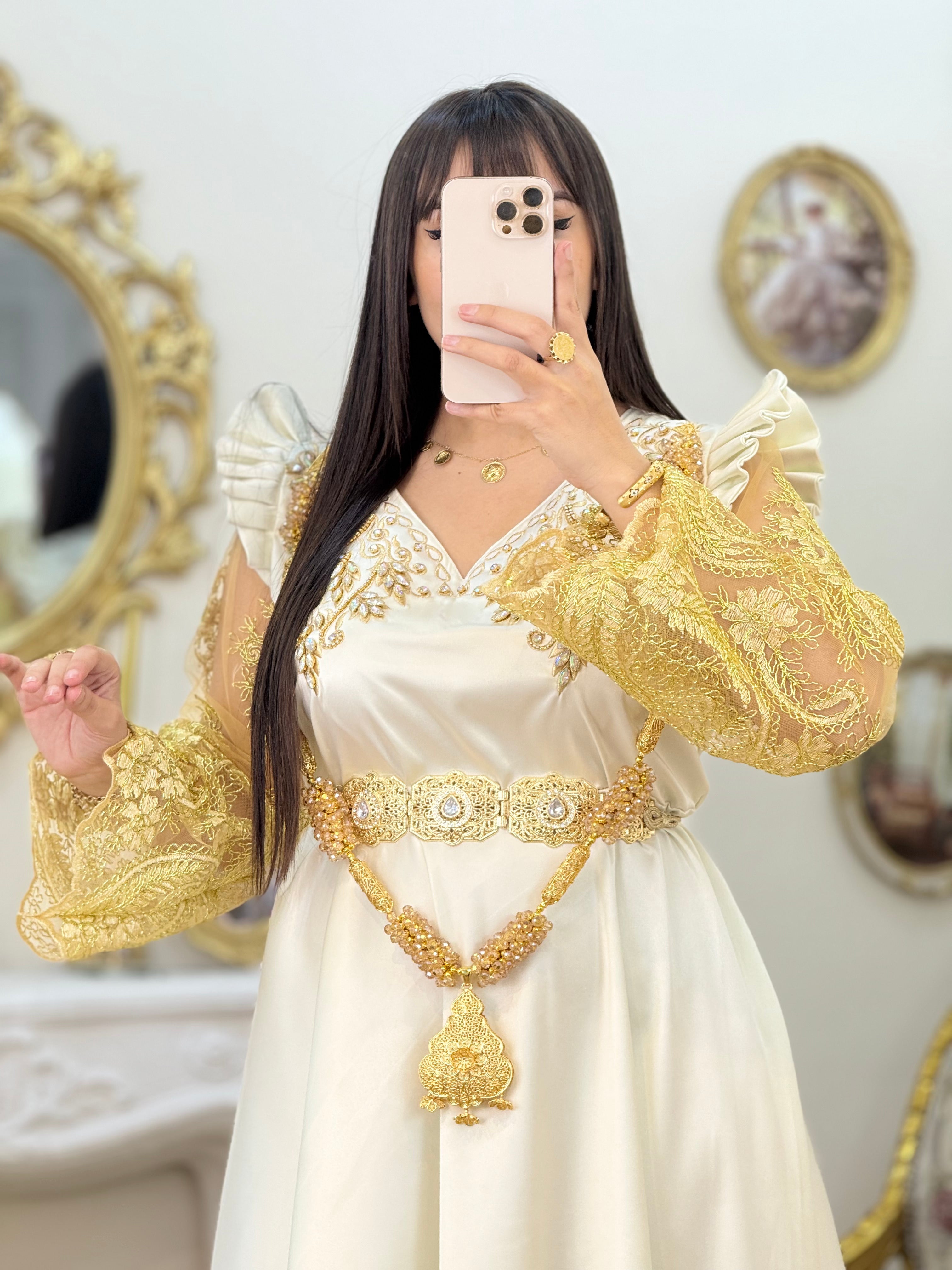 Robe جوهرة