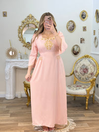 Robe ميشة