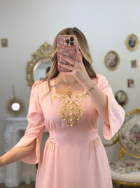 Robe ميشة