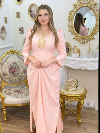 Robe ميشة