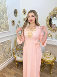 Robe ميشة